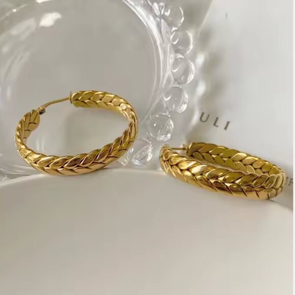 Hoop Braided Earrings 18k Gold Plated Stainless Steel Hypoallergenic Non… - Picture 2 of 3